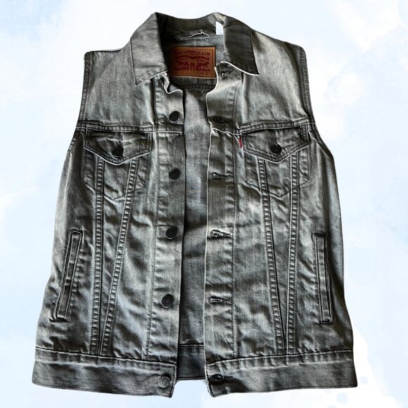 Levi's Distressed Trucker Denim Vest - S - Picture 1 of 3